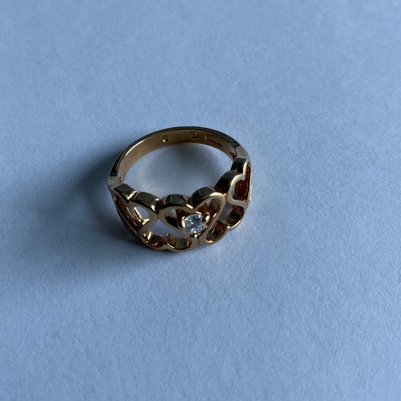 Vintage Heart Ring with a Diamond - Picture 3 of 12